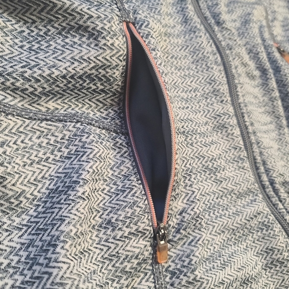 Tangerine Women's Gray Athletic Zip Up Jacket Size Medium - Picture 10 of 16